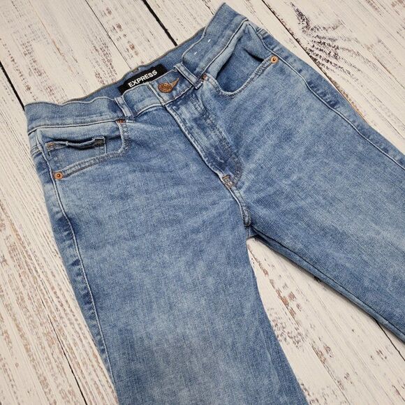 Express Women's Size 4R Acid Wash Slim Flare high Rise Denim Jeans - Picture 4 of 8